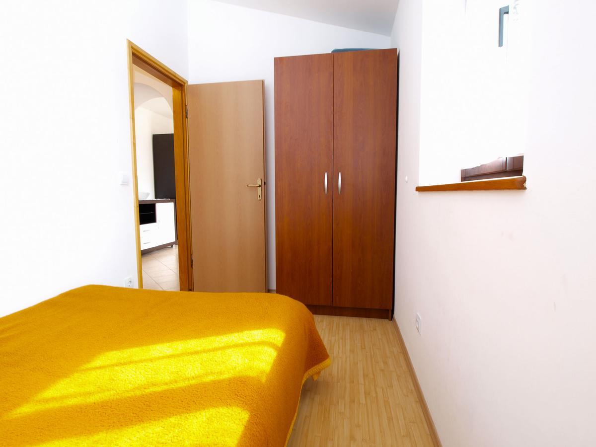 Apartments Ivan 1031 Fažana Exterior foto